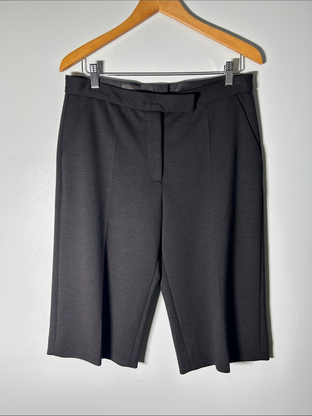 Fendi Black Women's Tailored Wool Shorts